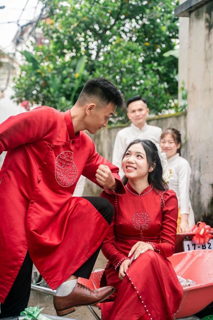 Chú rể Thái Bình đem 7 xe rùa đến nhà gái đưa tráp, mẹ e ngại một điều khi con đưa ra ý tưởng