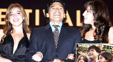   Maradona và 2 cô con gái hợp pháp của ông.  