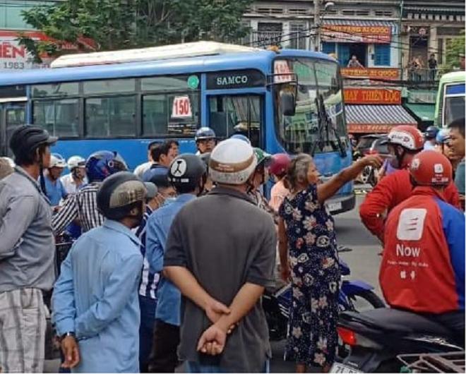 Hiện trường nơi tài xế Hùng xảy ra va chạm rồi rút dao đâm anh Long.