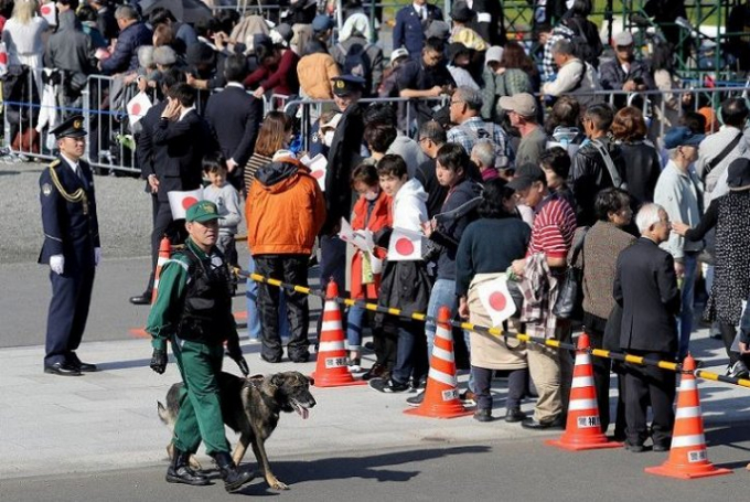 Lễ diễu hành đầu tiên sau khi lên ngôi của Nhật hoàng Naruhito cùng Hoàng hậu Masako 