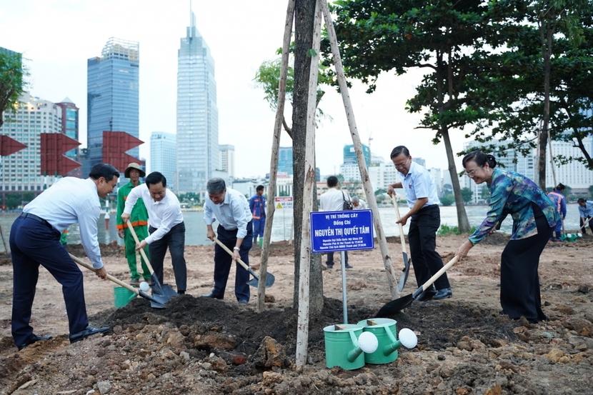 Người dân TP.HCM có thêm điểm vui chơi giải trí ven sông dịp Tết- Ảnh 2.