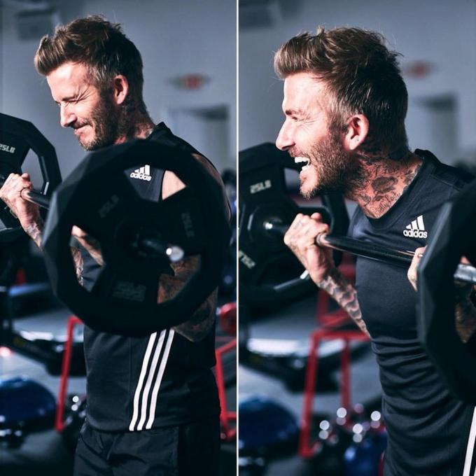 David Beckham khoe body hoàn hảo ở tuổi 46: 