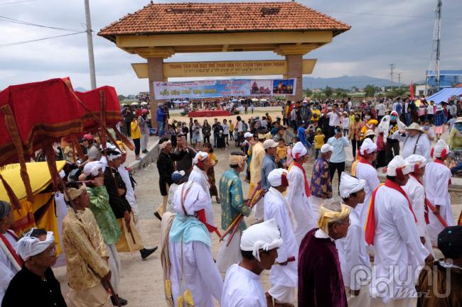 Rực rỡ sắc màu lễ hội Katê 2019 của đồng bào Chăm Ninh Thuận