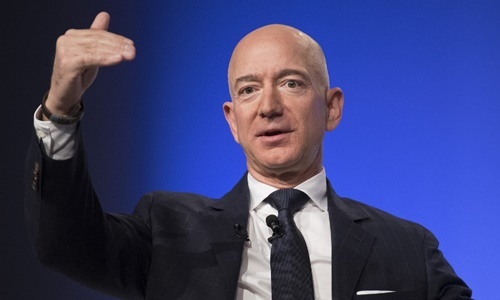 Jeff Bezos - ông chủ đại gia bán lẻ Amazon. Ảnh: AFP