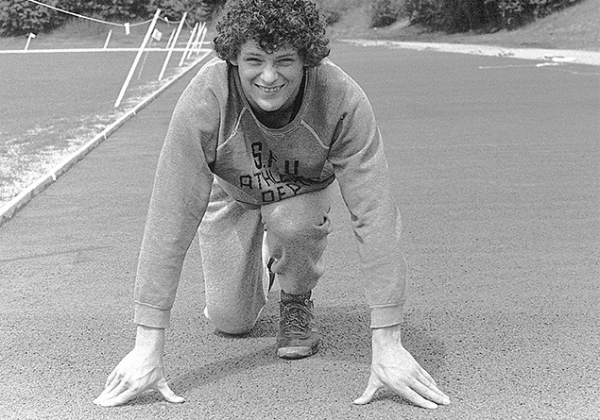 Terry Fox là ai, vì sao được Google tôn vinh trên doodles?