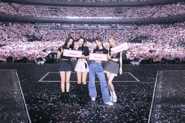 BLACKPINK trong 1 đêm nhạc BORN PINK