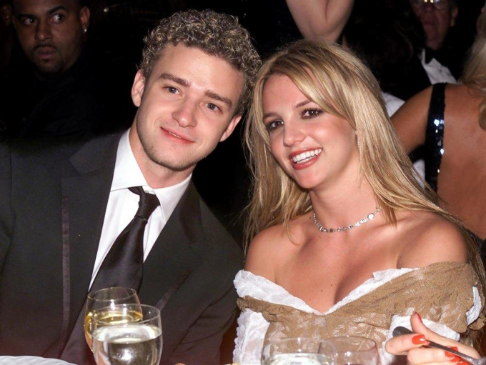 Justin Timberlake không hài lòng với cuốn hồi ký của Britney Spears