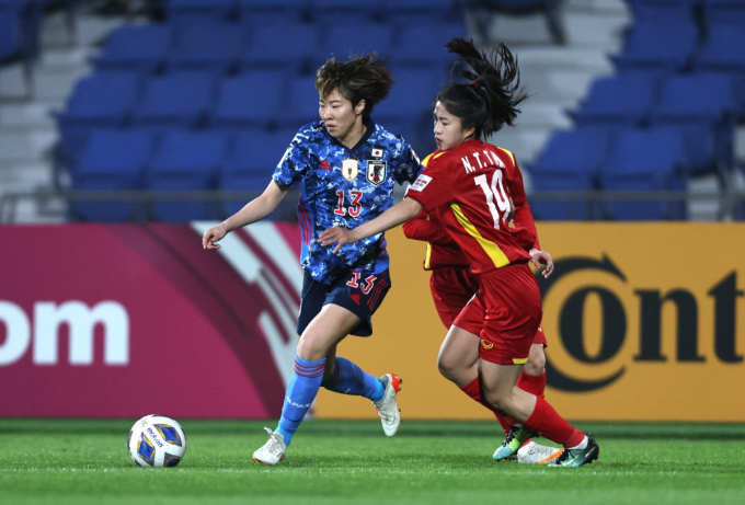 Nữ Việt Nam đã thắng Nepal 2-0. Chúng ta thắng tiếp Bangladesh 6-1 nhưng cơ hội đi tiếp vẫn đang rất mong manh vì phải gặp nữ Nhật Bản ở lượt cuối cùng.