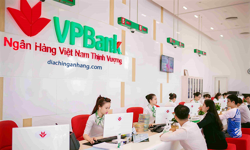 VPB chi nhánh Trung Sơn phải tạm đóng cửa từ ngày 28/12/2020. Ảnh: VPB