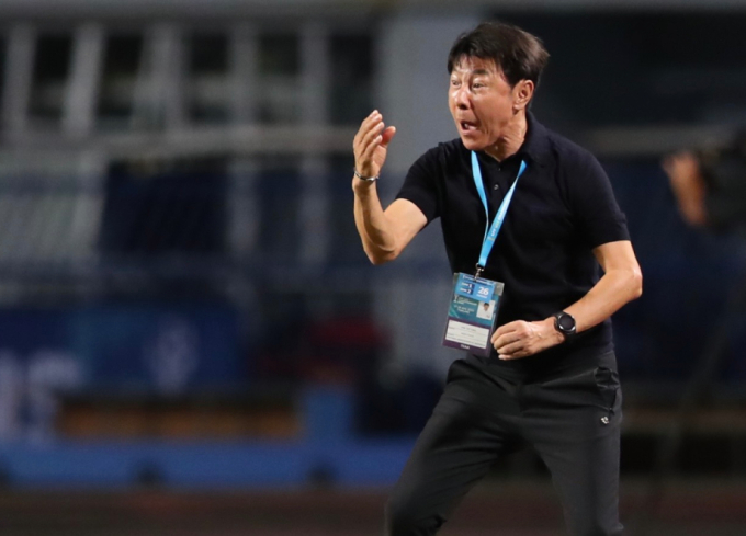 HLV Shin Tae-yong đang tập trung cho vòng loại giải U23 châu Á.