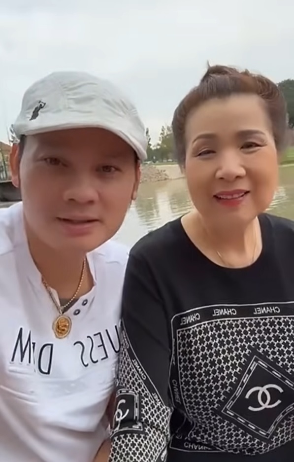 Kim Tiểu Long và Phượng Mai