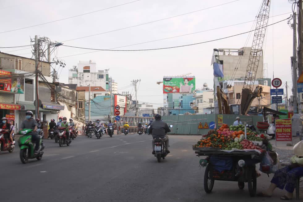 Mục tiêu của dự án này là giải quyết ùn tắc giao thông thường xuyên tại khu vực các đoạn đường gần chợ Gò Vấp và các tuyến đường Nguyễn Văn Nghi, Lê Quang Định, Phạm Văn Đồng,... 