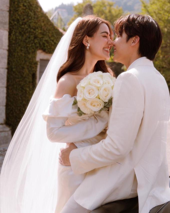 Kimmy tung ảnh cưới ngay trước thềm hôn lễ với Mark Prin, Nadech-Yaya đã sẵn sàng làm phù dâu phù rể cho bạn thân