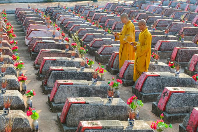  Lễ hội hướng tới cầu nguyện cho thế giới hòa bình, quốc gia hưng thịnh, mưa thuận gió hòa, mùa màng tươi tốt, dịch bệnh tiêu trừ, tai qua nạn khỏi, nhân dân ấm no hạnh phúc, biên cương hải đảo vững bền, người thác yên lòng, người sống yên tâm; khích lệ, động viên tinh thần yêu nước cho Tăng Ni, đồng bào Phật giáo; tôn vinh và kế thừa, phát huy những giá trị văn hóa, đạo đức Phật giáo và tư tưởng, truyền thống giá trị đạo đức nhân văn của Dân tộc.