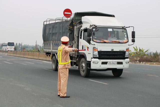 Bộ GTVT yêu cầu đảm bảo lưu thông hàng hóa giữa Hải Dương và Hải Phòng