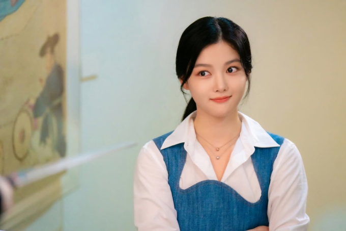 Chiêu rửa mặt của Kim Yoo Jung: Vừa giúp da mịn màng, vừa giải quyết tình trạng mặt to, cằm nọng