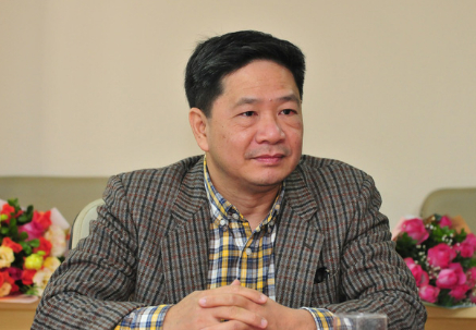 TS Đinh Huy Dương.