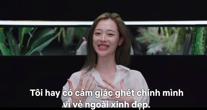 Sulli trong phim tài liệu cuối: Giãi bày chuyện bị 