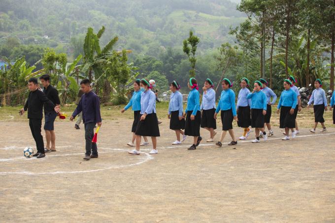 Có lẽ đây là nơi duy nhất mà cầu thủ ra sân mặc váy 