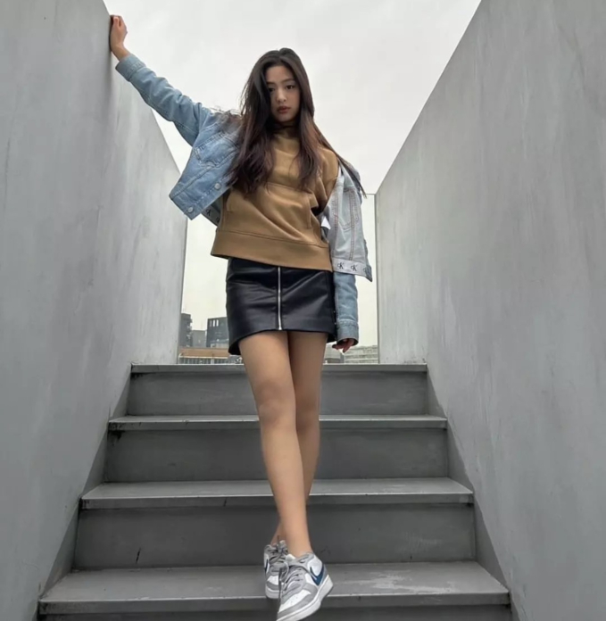 Ahyeon - thành viên hụt của BABYMONSTER: Visual hao hao Jennie, style cá tính không kém đàn chị