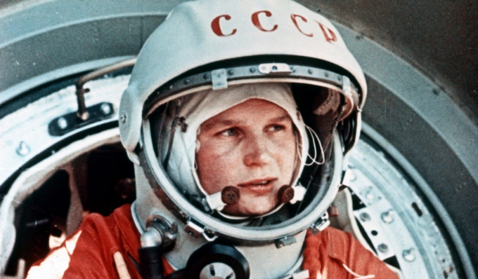 Valentina Tereshkova ngay trước khi lên tàu Vostok 6 trong năm 1963.