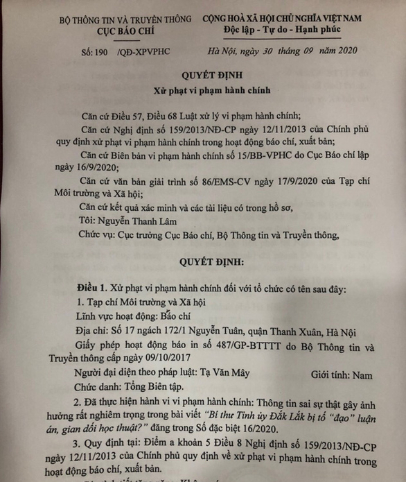   Quyết định xử phạt của Cục báo chí - Ảnh: TÂM AN  