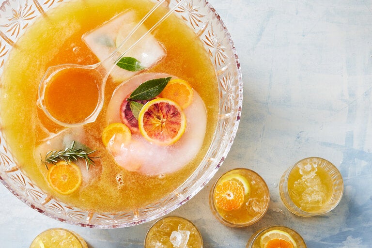 Món ngon mỗi ngày: Cocktail Citrus Punch - Ảnh 1.