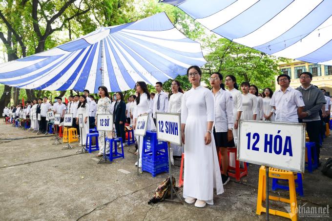 Những ngày vừa qua các trường đã tổ chức lễ bế giảng năm học 2020-2023 và chia tay học sinh khối 12.