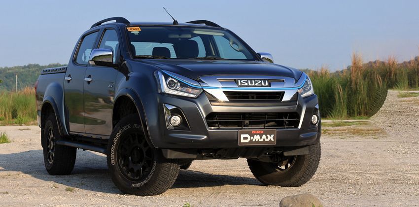 Giá ô tô Isuzu tháng 4/2020: mu-X có thêm phiên bản mới, giá từ 816 triệu đồng