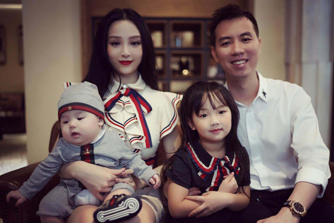 Gia đình của Huyền Baby