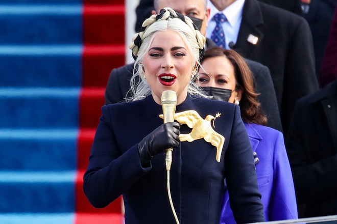           Lady Gaga đã hát quốc ca Mỹ trong phần mở màn lễ nhậm chức. Ảnh: Getty Images.          