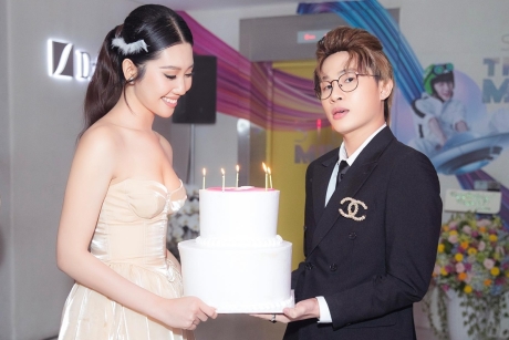 Jack và Thuý Ngân có giai đoạn liên tục xuất hiện chung trong các sản phẩm, gameshow