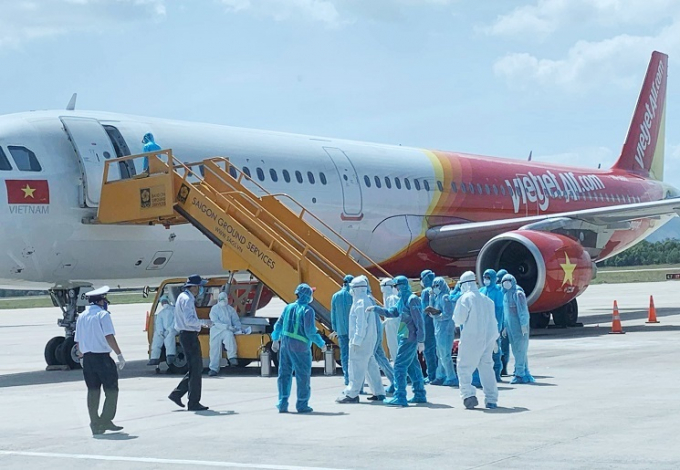 Máy bay đưa đoàn khách Hàn Quốc đến sân bay quốc tế Đà Nẵng ngày 24/2.