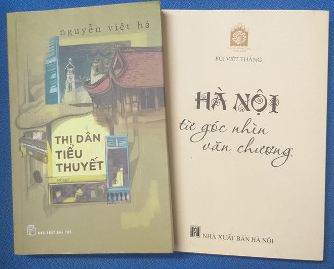 Hai tác phẩm đoạt giải. Ảnh: Việt Chiến