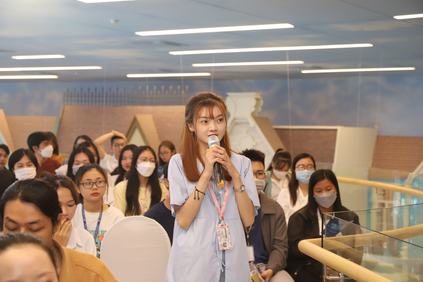 Sinh viên TP.HCM cháy cùng ngày hội tuyển dụng Career Fair - Ảnh 3.