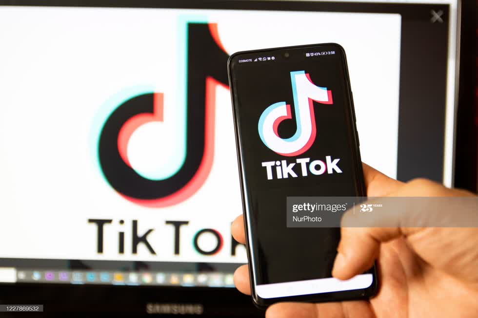 Microsoft cho biết các cuộc đàm phán về việc mua TikTok sẽ kết thúc vào ngày 15/9 sau khi CEO nói chuyện với ông Trump. Ành: Getty.