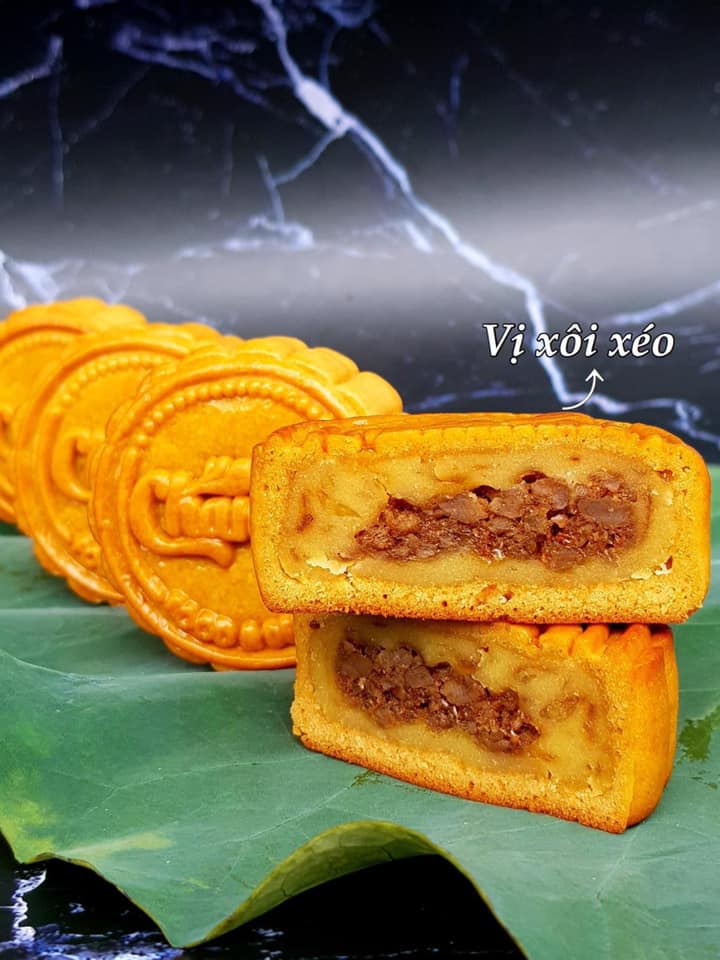 Bánh Trung thu với muôn kiểu nhân 'độc lạ' 