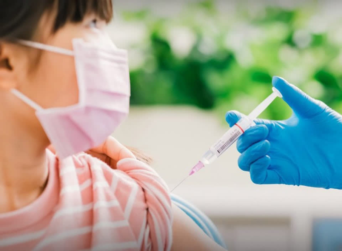 Trẻ em đã mắc Covid-19 có cần tiêm vaccine?