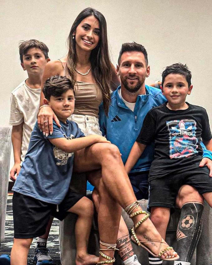 Gia đình của Messi và Antonella