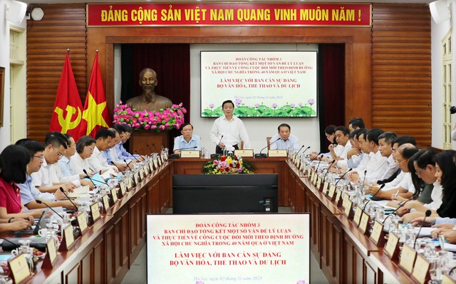 Phó Thủ tướng Trần Hồng Hà ghi nhận, đánh giá cao những ý kiến sâu sắc, tâm huyết, trách nhiệm tại cuộc làm việc - Ảnh: VGP/MK