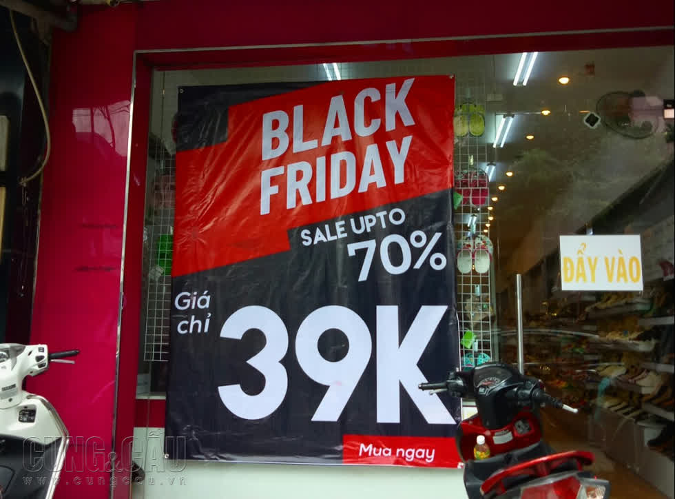 Khuyến mãi Black Friday 2019 bắt đầu xuống phố