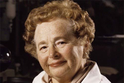 Gertrude Elion và đồng nghiệp phát hiện ra thuốc kéo dài sự sống cho người bị lây nhiễm HIV, Nobel Y học 1988