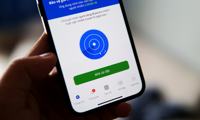 Bộ Y tế đề nghị phạt người dùng smartphone không cài Bluezone