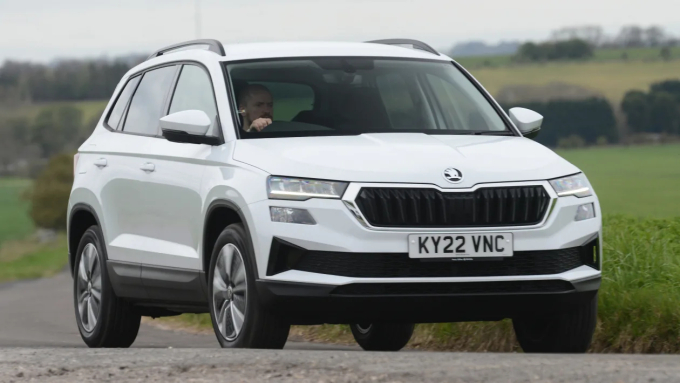 Thử mẫu xe Skoda Karoq sắp về: Lái bén hơn một đối thủ tại Việt Nam