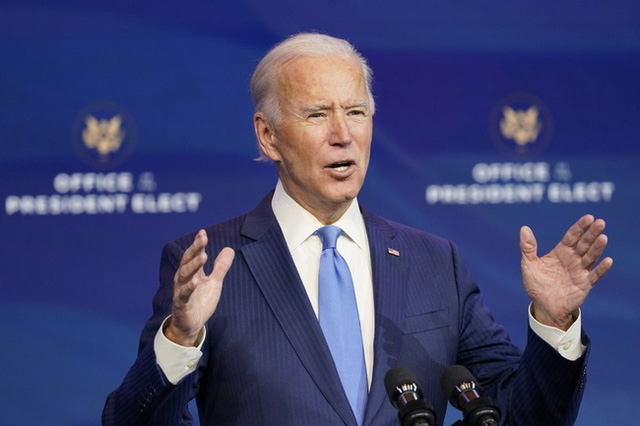   Ông Biden muốn phát 2.000 USD cho mỗi người Mỹ.  