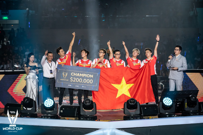 Team Flash từng vô địch tất cả giải đấu mà họ tham gia trong năm 2019