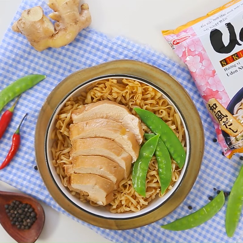 Món ngon mỗi ngày: Mì Udon gà sốt miso đậm đà, thơm phức  - Ảnh 6.