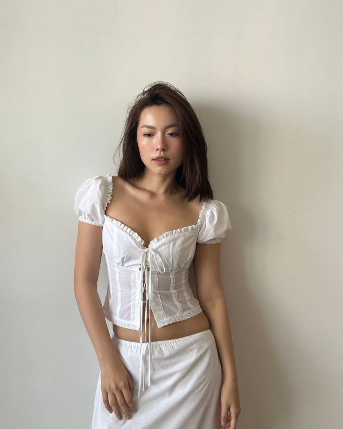 Mặc đồ màu trung tính đẹp như Hà Trúc với 10 công thức thanh lịch,