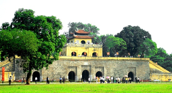 Khu Thành cổ (Hoàng Thành Thăng Long) là nơi hội quân của 3 cánh quân Đại đoàn 308 vào tiếp quản Thủ đô sáng 10.10.1954. Trong đó Đoan Môn là nơi chứng kiến nhiều dấu mốc lịch sử quan trọng của Thủ đô, trong đó có buổi lễ thượng cờ chiều 10/10/1954. Đoan Môn là cánh cổng trong cùng (và cuối cùng) dẫn thẳng vào khu vực Tử Cấm Thành. 