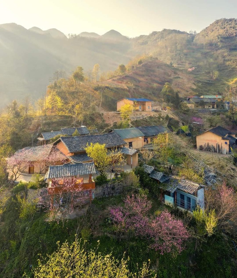 Hà Giang sẽ thu phí tham quan cao nguyên đá Đồng Văn như thế nào? - Ảnh 1.